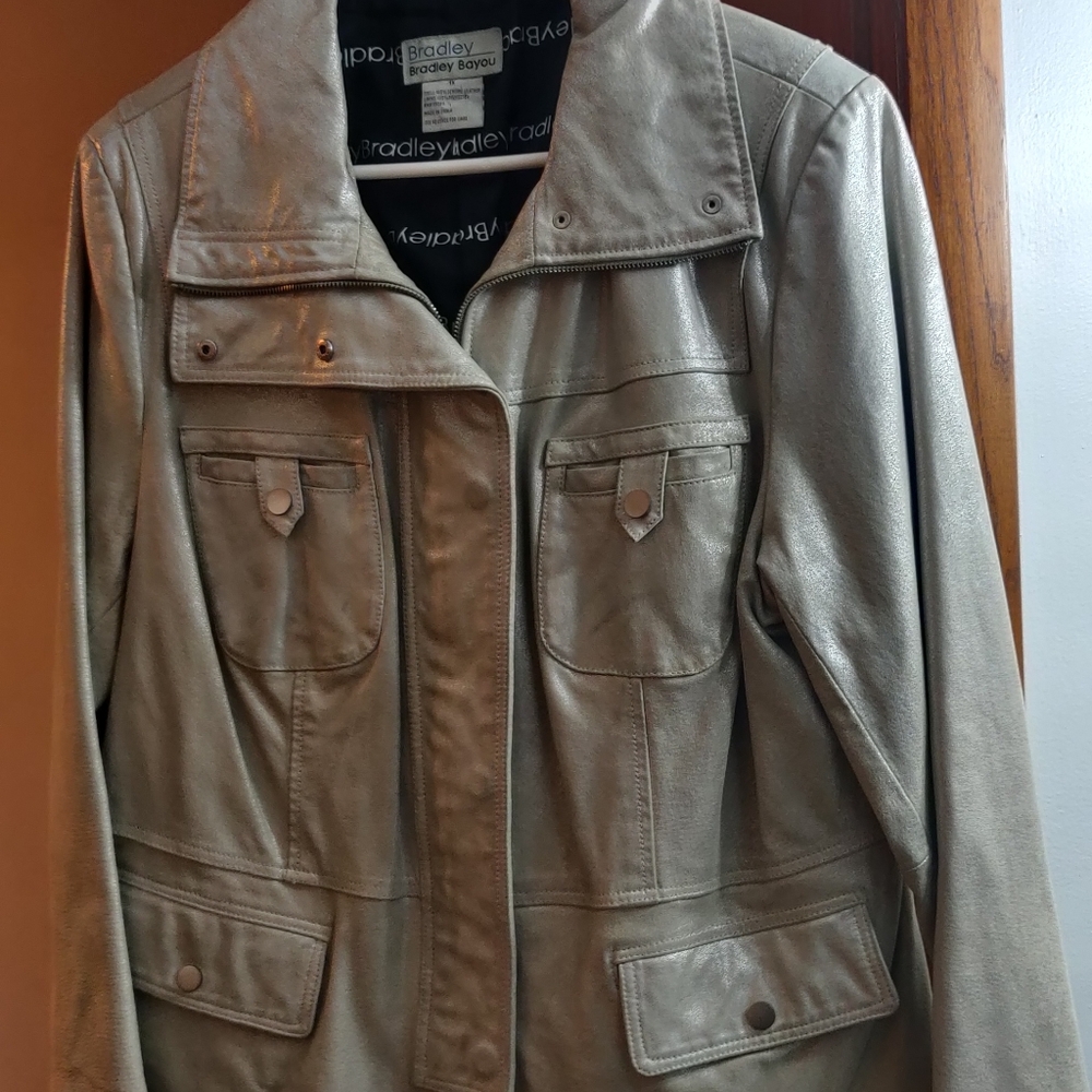 Bradley Bayou, 1X, White/Silver Leather Jacket